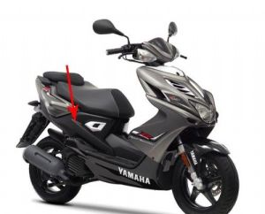 Zijscherm Midden Yamaha Aerox Zwart Rechts
