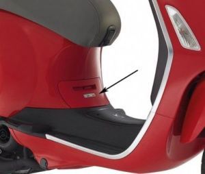 Klep Bodyscherm Vespa Primavera Rood