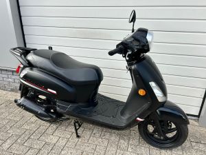 Sym Fiddle 2 mat zwart