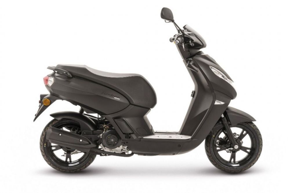 Aanbieding Peugeot Kisbee E5 Black Edition jaar garantie!