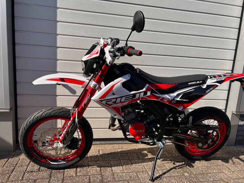 Rieju MRT 50 SM Trophy Rood